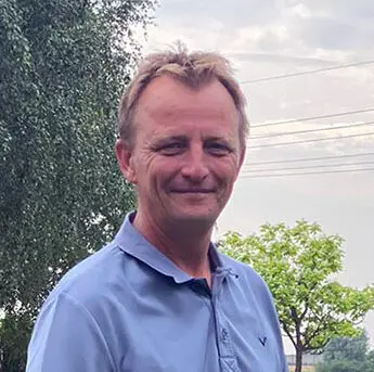 Porträt von Golflehrer Peter Descher, Certified Golf Teaching Professional der WGTF